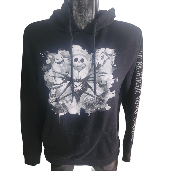 Disney Tops - The Nightmare Before Christmas Black Pullover Graphic Front Hoodie M